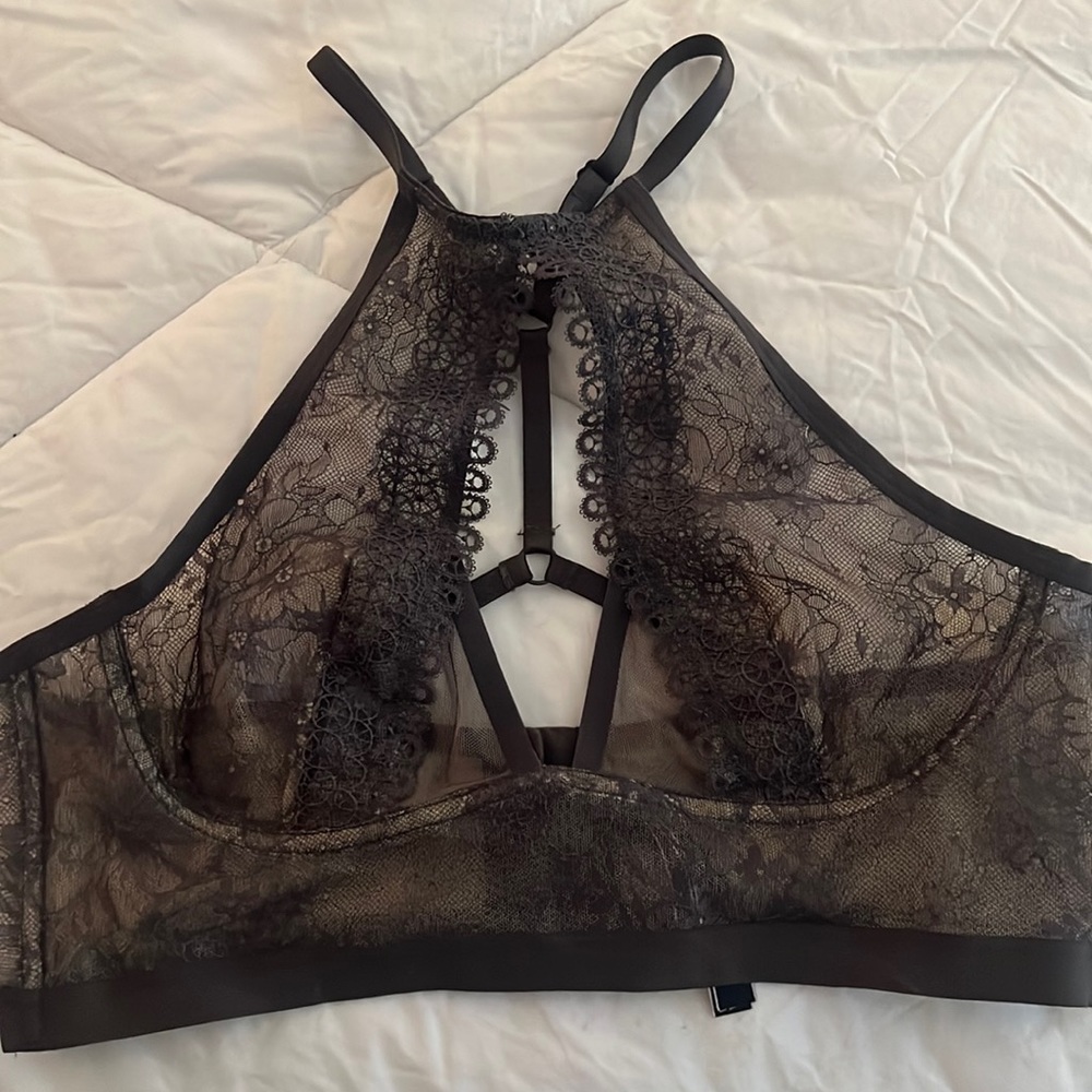 Very Sexy Victoria’s Secret bralette gray lace size L